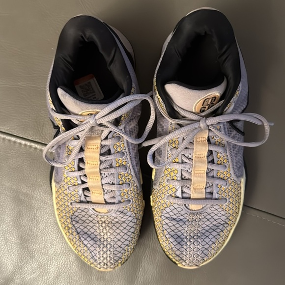 Nike Sabrina 1 Spark Womens Basketball Shoe Size 8.5 - Picture 2 of 7